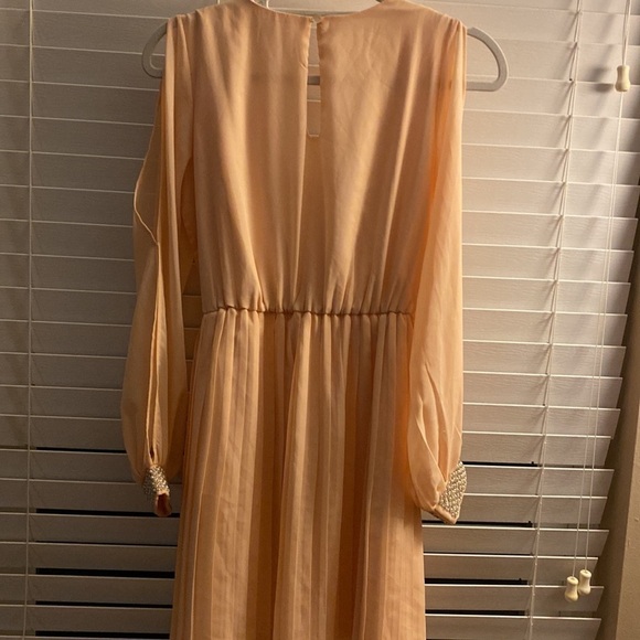 𝅺ALYA peach 🍑 dress - Picture 4 of 4